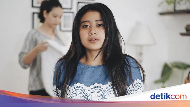 Viral Selebgram Bikin IG Live Bantu Dagangan PKL yang Sepi Viral Selebgram Bikin IG Live Bantu Dagangan PKL yang Sepi