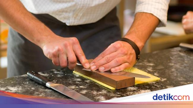 Cara Mengasah Pisau Dapur dengan Benar untuk Memasak Lebih Nyaman Cara Mengasah Pisau Dapur dengan Benar untuk Memasak Lebih Nyaman