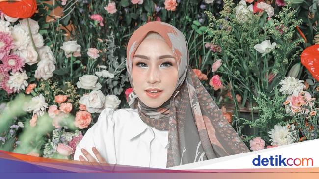 30 Kata-Kata Bijak Islami Tentang Wanita Muslimah Penuh Makna