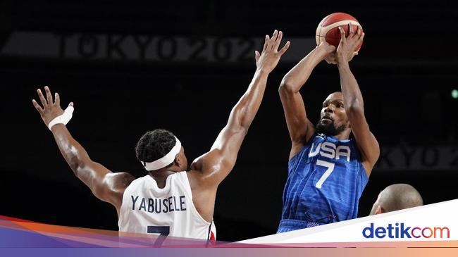 US Basketball Team Surprised France 76-83