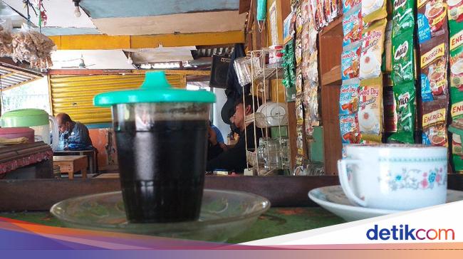 Nyangkruk di Warkop Dibatasi 20 Menit, Pelanggan Itu