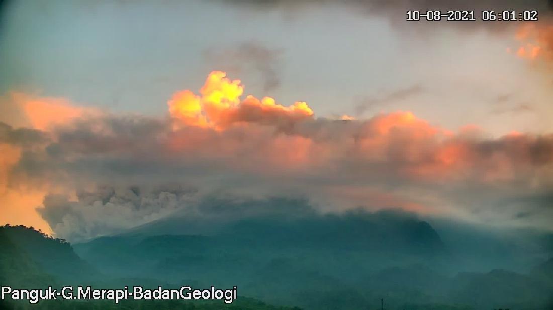 Gunung Merapi Erupsi Pagi Ini, Awan Panas Meluncur Sejauh 3 Km