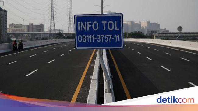 Viral Avanza enters the category II vehicle on Kelapa Gading Toll Road