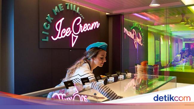 Mengintip Isi Kapal Pesiar 18+ sampai Cinta Terlarang Simpanse-Manusia