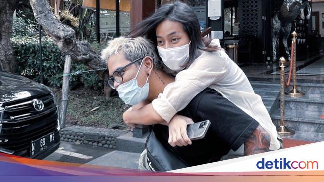 Pacar Coki Pardede Muncul Bicara Soal Sosoknya Hingga Orientasi Seksual