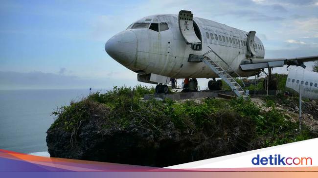 Wih, Pesawat Jet Bekas di Tebing Bali Curi Perhatian Dunia