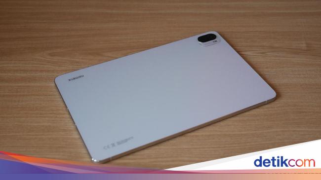 Redmi планшет 11. Планшет Xiaomi p5 жемчужный. Ксиоми пад 5 ДНС Салехард. Xiaomi Pad 5 реальные фото. Xiaomi Pad 5 белый фото.