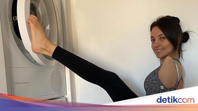 Wanita Tanpa Tangan Ini Viral Menginspirasi Suapi Anak Wanita Tanpa Tangan Ini Viral Menginspirasi Suapi Anak