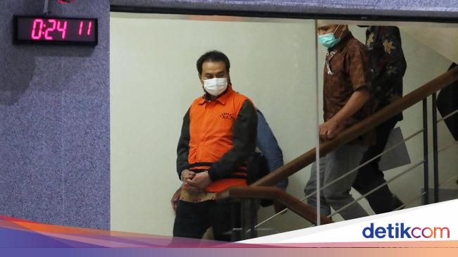 Tanda Tanya Orang Dalam Azis Syamsuddin Di Kpk