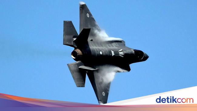 7 Facts about a US stealth fighter jet that crashed in the South China Sea