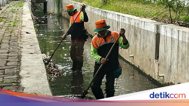 Wacana Comberan Rumah Dilarang Masuk Selokan di Jakarta