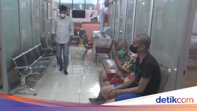 2 Pria Diduga Beri Narkoba Ke Pembakar Mimbar Masjid Raya Makassar Ditangkap 