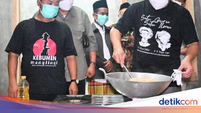 Cara Unik Bupati Kebumen Serap Aspirasi Warga: Buatkan Nasi Goreng