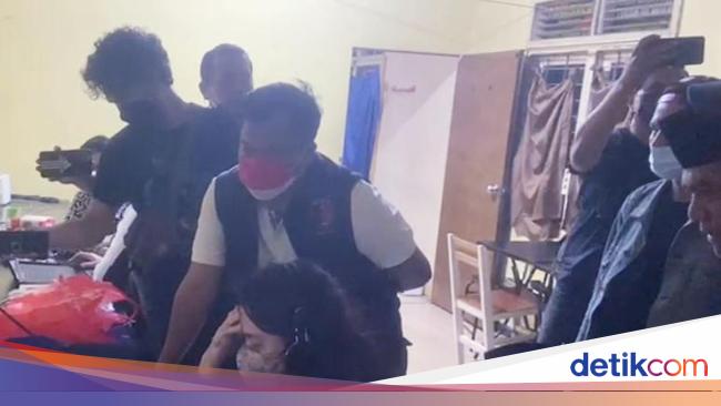 Kantor Pinjol Di Kalbar Yang Digerebek Punya 14 Aplikasi Ini Daftarnya 