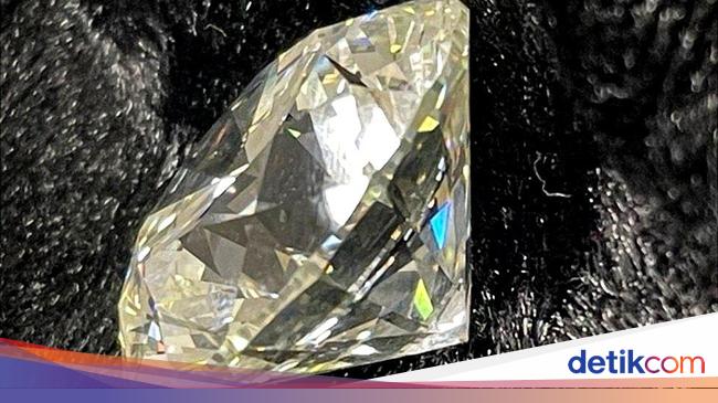 Rp 39 Billion Diamond Found While Cleaning House, Almost Thrown away!