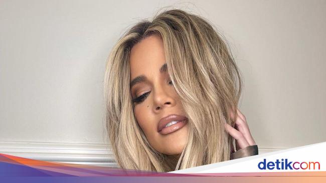 Private parts explode, Khloe Kardashian: these are not my nipples