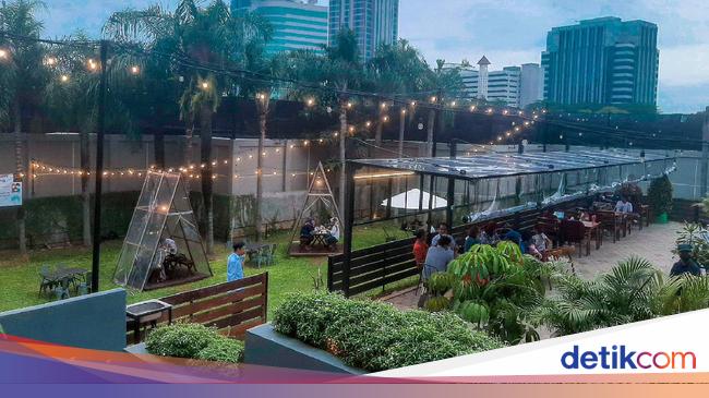 Nongkrong Seru di Deloret Cafe, Kafe Rasa 'Puncak' di Cilandak