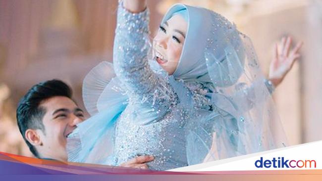 Gaun Pengantin Ria Ricis Bisa Menyala, Desainer Ungkap Inspirasinya