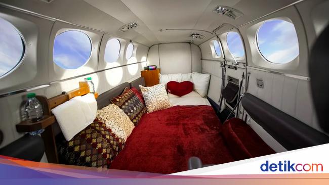 Only 18+, This Airline Makes Sex Services on Private Jets