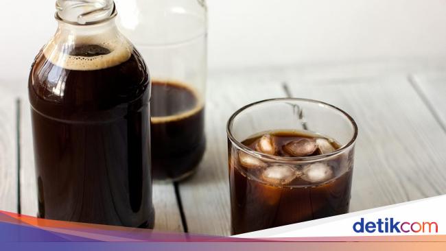 Lebih Sehat Kopi Panas atau Kopi Dingin? Ini Kata Pakar