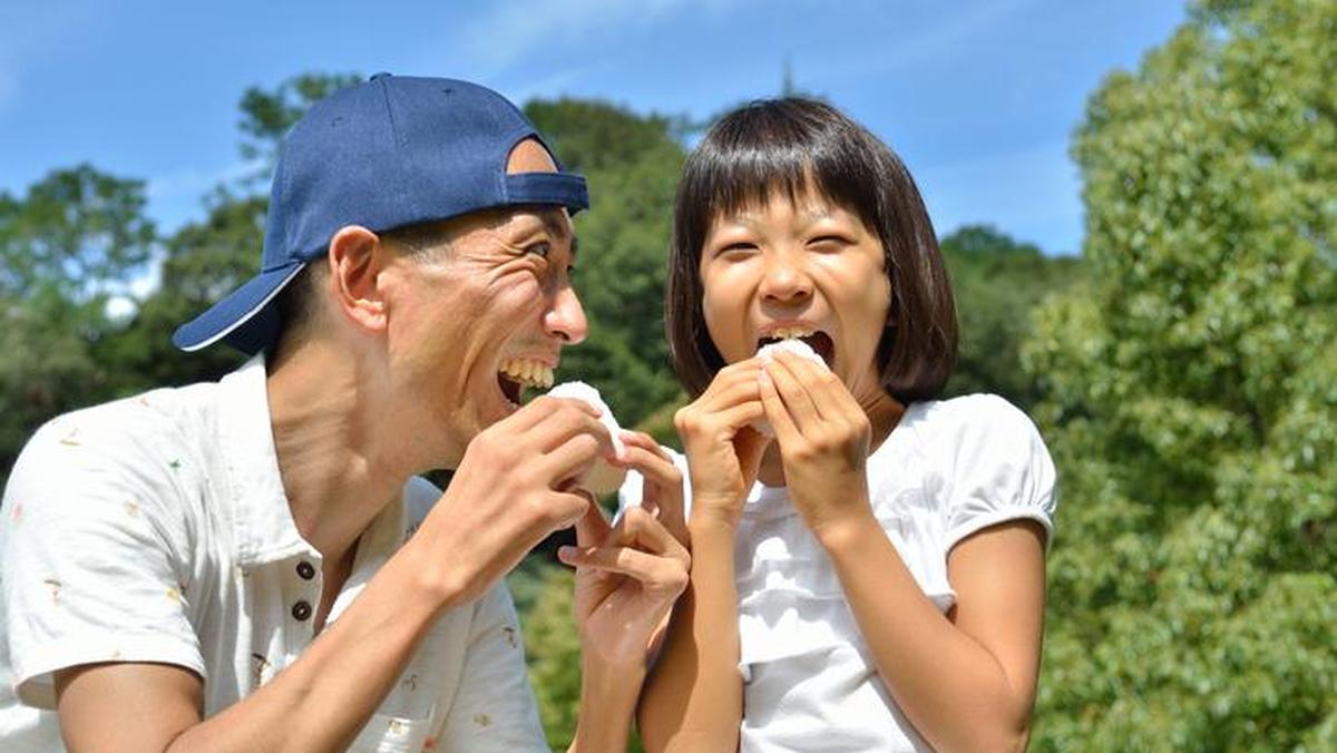 Jepang adalah negara dengan jumlah penduduk berusia 100 tahun atau lebih terbanyak di dunia. Ternyata ini rahasia mereka bisa hidup lebih panjang, lho!