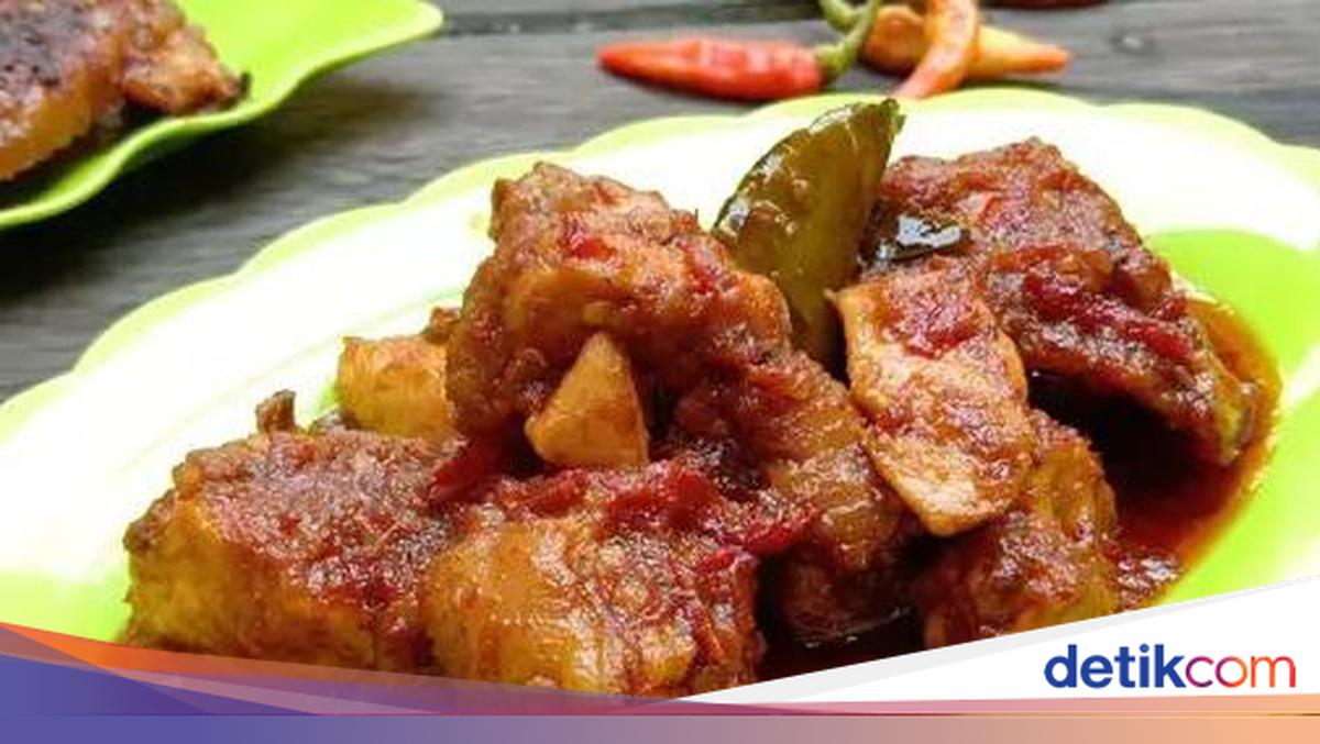 Resep Pembaca: Resep Ayam Bumbu Rujak yang Pedas Gurih Nendang
