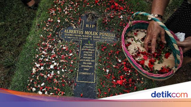 5 Doa Katolik untuk Orang Meninggal, Lewat Misa Rekuiem Juga