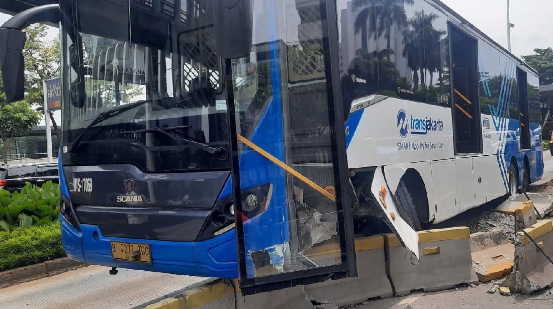 Kenapa Bus TransJakarta Sering Kecelakaan?