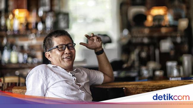 Polda Metro Jaya Urged to Summon Rocky Gerung for Alleged Insult Against President Jokowi