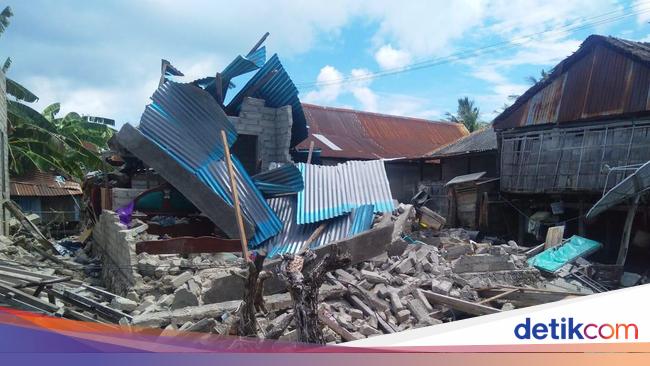 Rumah-Bangunan Sekolah di Pulau Jampea Selayar Roboh Akibat Gempa di NTT