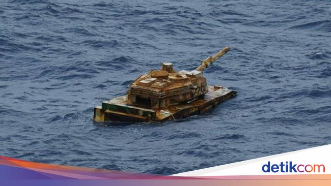 Viral Objects Similar to Floating Tanks in Natuna, TNI Says Not Dangerous