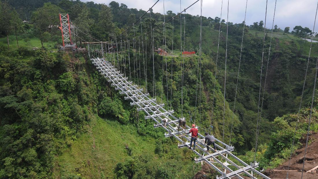 Asyik! Desa Wisata Di Lereng Gunung Merapi Punya Jembatan Gantung