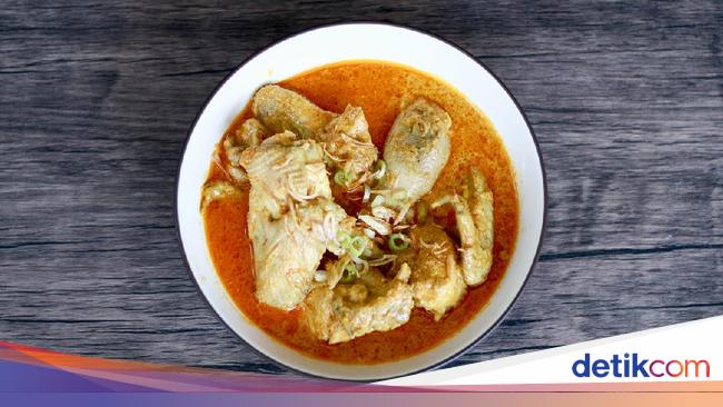3 Resep Ayam Masak Santan yang Sedap, Opor hingga Kari