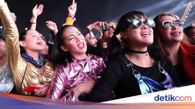 Saudi Arabia Allows Music Concerts, Male and Female Audiences Can Mingle