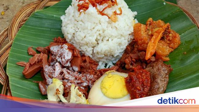 3 Wisata Kuliner Autentik Ini Wajib Dicicipi Saat Liburan ke Yogyakarta