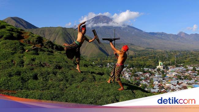 7 Rute Rute Perjalanan Darat Terbaik di Indonesia