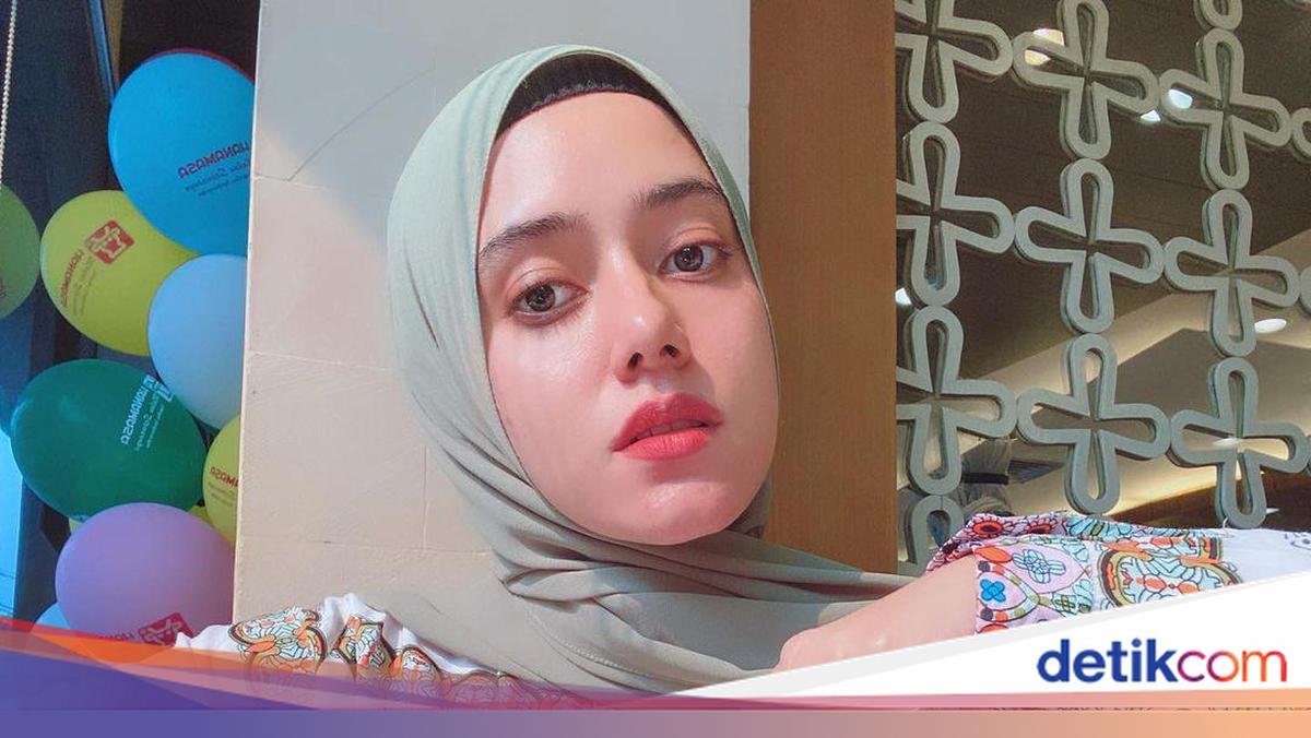 Fairuz A Rafiq Kembali Syuting Usai Dirawat Karena Sakit DBD