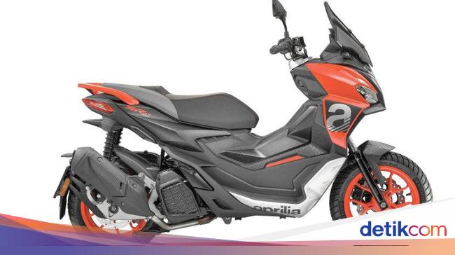 Choose Honda ADV 160 or Aprilia SR GT 200?