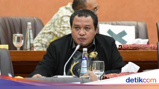 Golkar quips Rocky Gerung about Licking: He Forgot to Take Medicine!