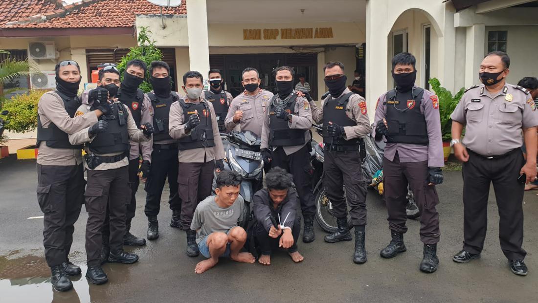 Polisi Ringkus 2 Anggota Geng Motor Bercelurit Di Bekasi