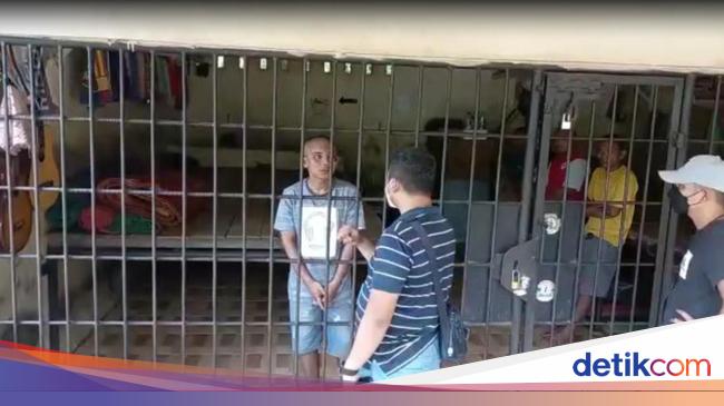 Recognition of the occupants while in the cage at the Langkat Regent’s House