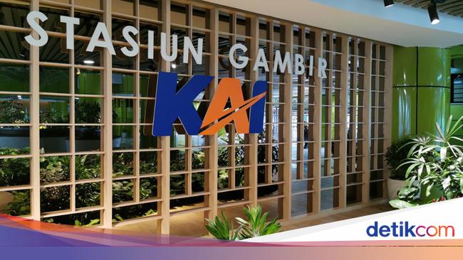 Sopir Mikrolet cs Besok Demo, 10 Kereta dari Gambir Berhenti di Jatinegara