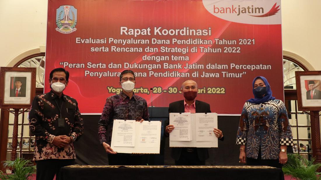 Bank Jatim Kerjasama Dengan Dinas Pendidikan Salurkan Dana BOS