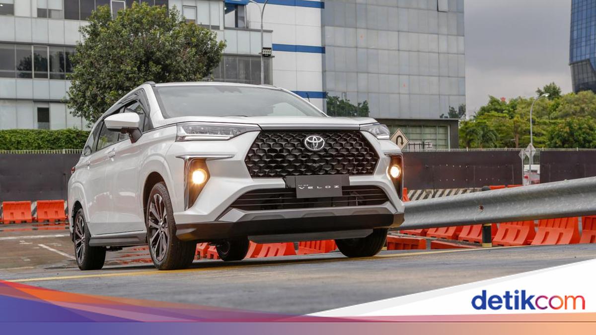 Toyota Indonesia Setop Produksi Veloz Bensin, Kini Fokus ke Hybrid