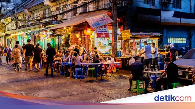 Thailand-Kamboja Perang, Turis-turis Malah Asyik &lt;i&gt;Party&lt;/i&gt;