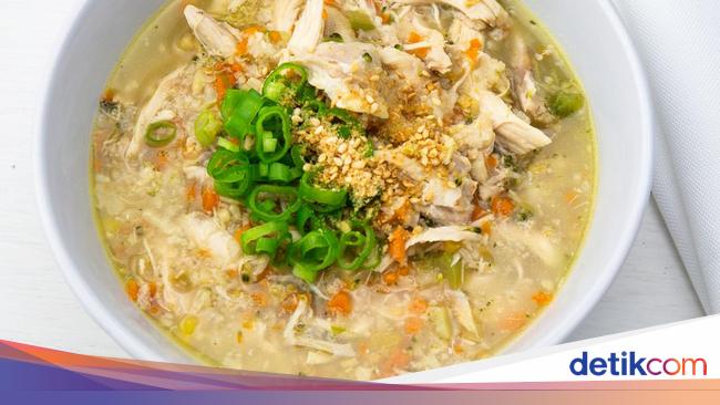 3 Resep Sop Ayam yang Berkaldu Bening yang Gurih Segar