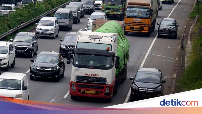 Ingat Gaes, Bahu Jalan Tol Bukan untuk Nyalip Saat Macet