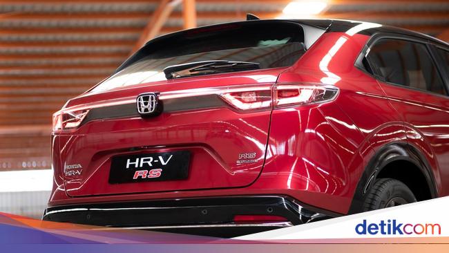 Both for sale at IDR 515.9 million, do you choose the cheapest Honda CR-V or the most expensive HR-V?