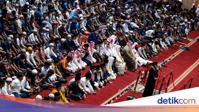 Larangan Tinggalkan Sholat Jumat 3 Kali Hati Hati Ya