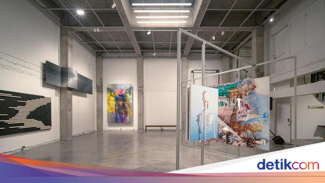 Roh Buka Ruang Pamer Baru Pajang Karya 16 Seniman Indonesia 
